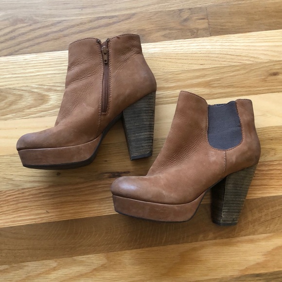 Steve Madden Shoes - Steve Madden Heeled Chelsea Boots